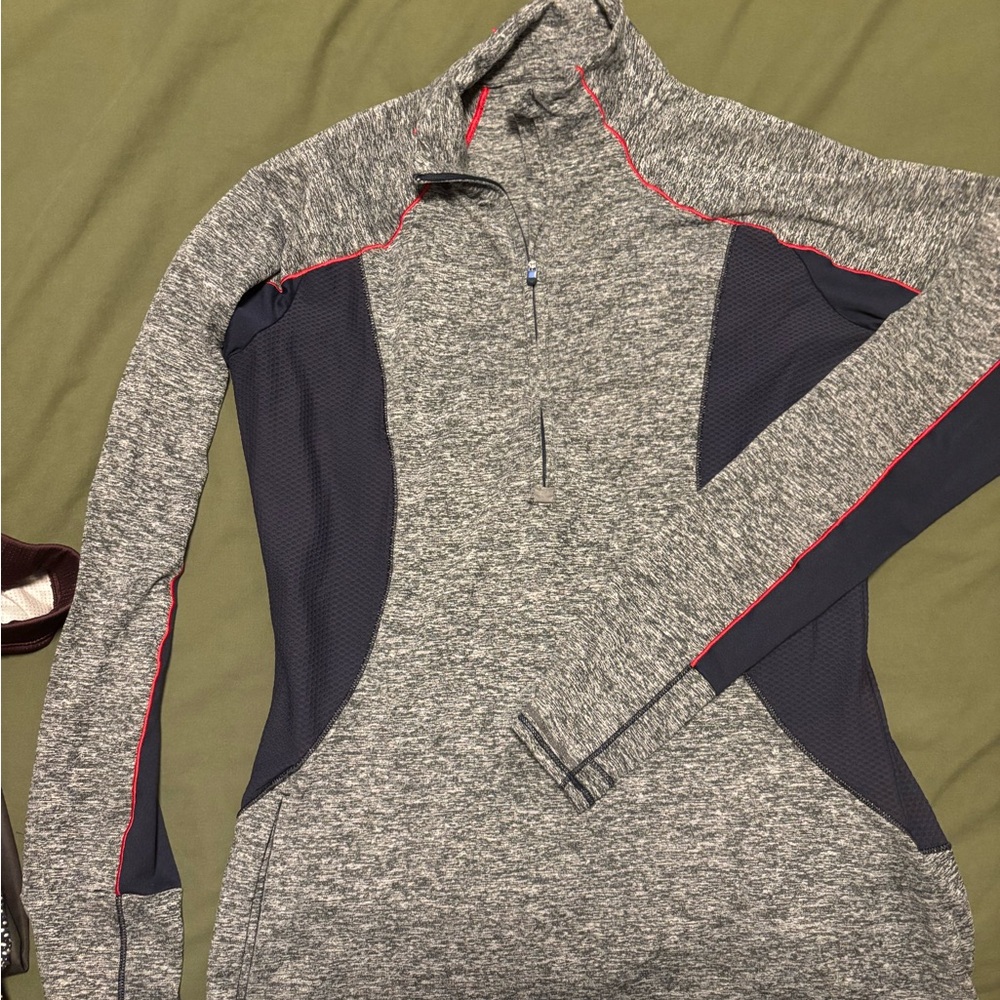 Athleta Running Top